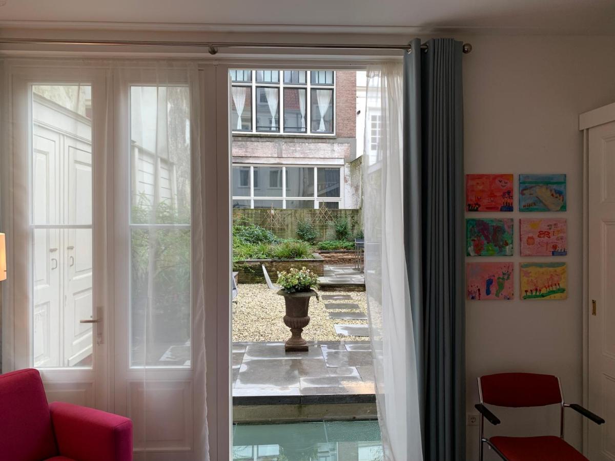 Hotel The Old Lady à Amsterdam Extérieur photo
